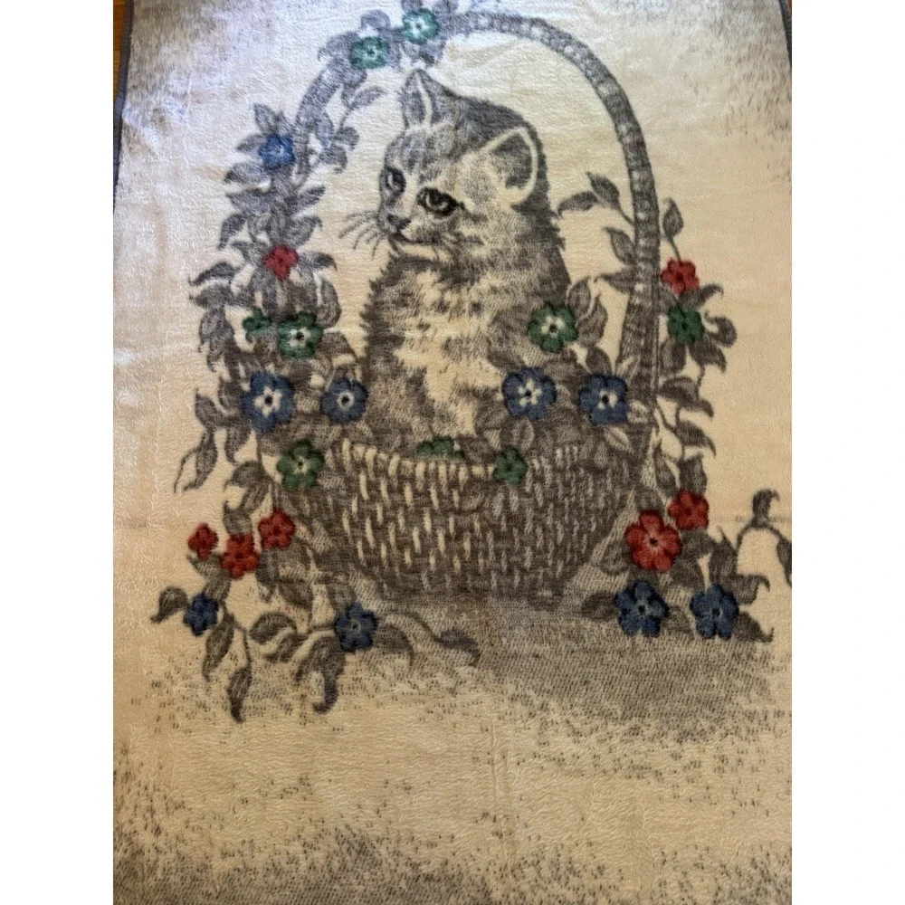 Vintage Kitten Cat Blanket Soft Plush Floral Throw Cottagecore 77x52 RARE
